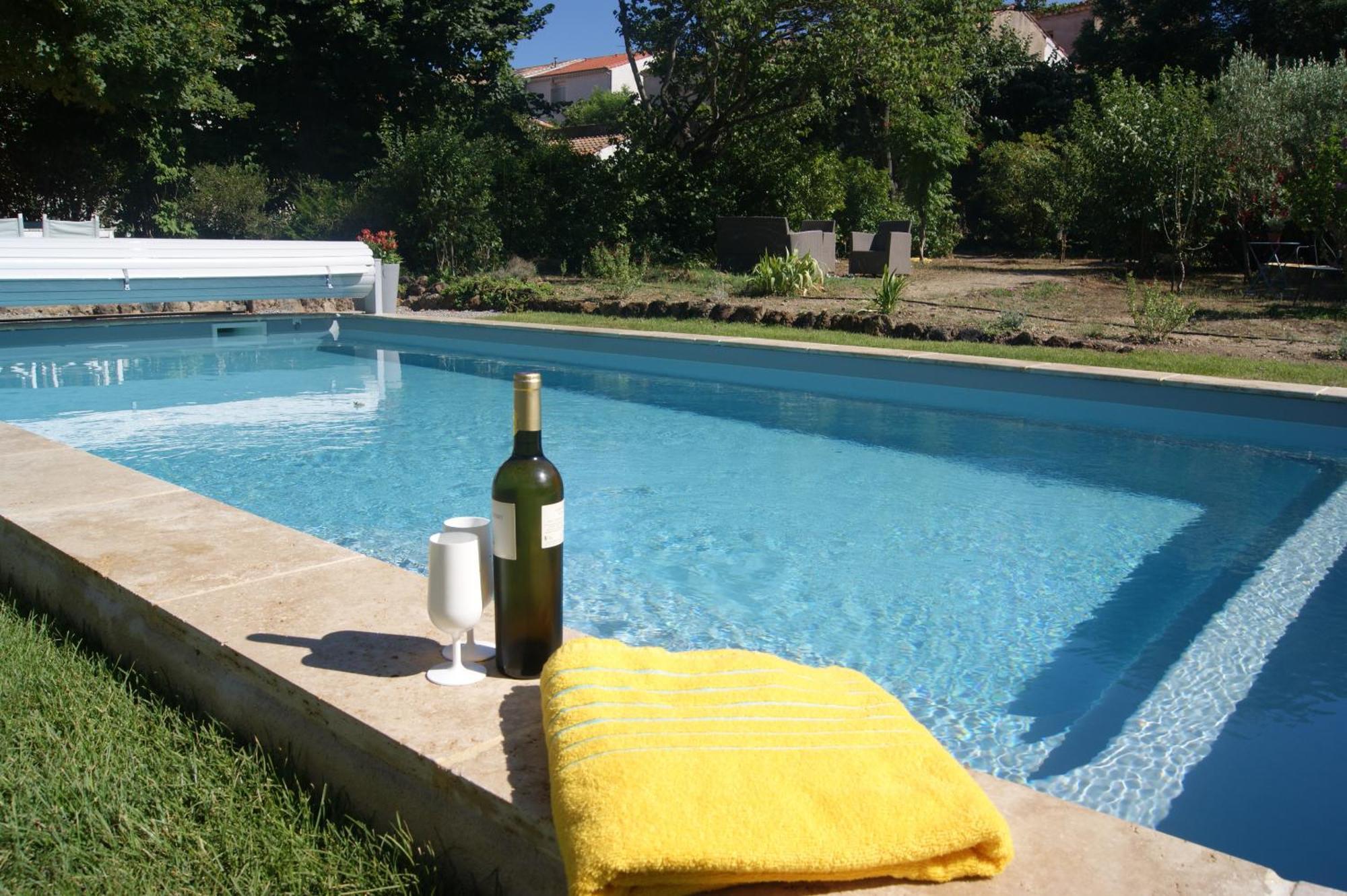 Le Petit Moliere Bed & Breakfast Servian Exterior foto
